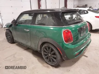 2020 MINI Hardtop Cooper S z VIN WMWXR5C01L2L36999, wystawiony jako IAAI lot #41404558 z przebiegiem 24 930 mil mil oraz . Historia ofert i sprzedaży dostępna na DreamBid. Obrazek 3.