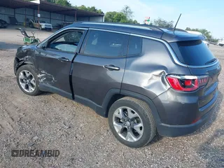 2020 Jeep Compass Limited z VIN 3C4NJCCB7LT170817, wystawiony jako IAAI lot #40180517 z przebiegiem 91 371 mil mil oraz . Historia ofert i sprzedaży dostępna na DreamBid. Obrazek 3.