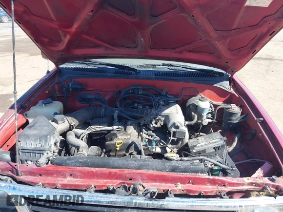 1995 Toyota Tacoma with VIN 4TAUN53B5SZ009400, listed as a IAAI auction lot 41737019 with 186,942 mi miles and . Bid and sale history available at DreamBid. Image 10.