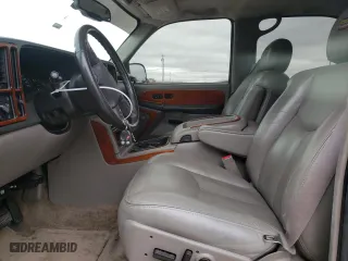2003 GMC Yukon SLT with VIN 1GKEC13Z93R284293, listed as a Copart auction lot 43452923 with 258,890 mi miles and Salvage Title. Bid and sale history available at carsss.com. Image 7.
