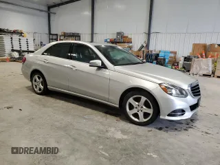 2016 Mercedes-Benz E-Class E 350 Luxury with VIN WDDHF8JBXGB229077, listed as a Copart auction lot 44051375 with 81,092 mi miles and Clean Title. Bid and sale history available at carsss.com. Image 4.