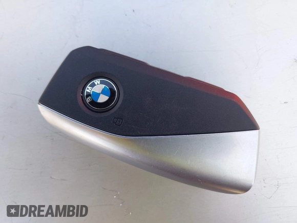 2025 BMW X5 xDrive40i z VIN 5UX23EU03S9Z14103, wystawiony jako IAAI lot #42519767 z przebiegiem 2 983 mil mil oraz . Historia ofert i sprzedaży dostępna na DreamBid. Obrazek 11.