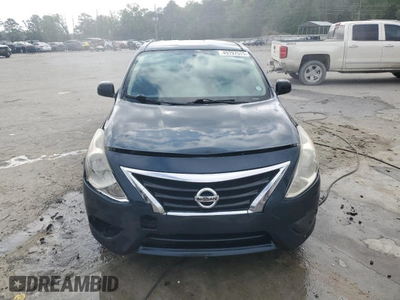 2015 Nissan Versa SV with VIN 3N1CN7AP9FL890354, listed as a Copart auction lot 49797575 with 140,452 mi miles and Salvage title. Bid and sale history available at DreamBid. Image 5.