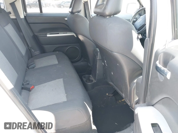2008 Jeep Patriot Sport with VIN 1J8FT28W88D798363, listed as a IAAI auction lot 42597211 with 227,380 mi miles and . Bid and sale history available at DreamBid. Image 8.