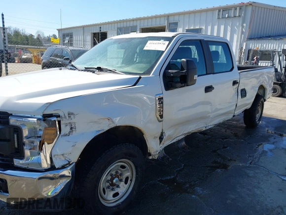 2019 Ford Super Duty F-250 SRW XL with VIN 1FT7W2A65KEF95185, listed as a IAAI auction lot 41615970 with 68,278 mi miles. Bid and sale history available at carsss.com. Image 6.