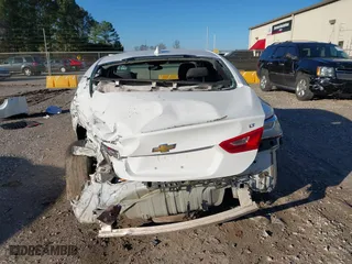 2017 Chevrolet Malibu LT with VIN 1G1ZE5ST7HF165820, listed as a IAAI auction lot 41211704 with 230,505 mi miles. Bid and sale history available at carsss.com. Image 17.