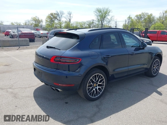 2018 Porsche Macan S with VIN WP1AB2A56JLB40010, listed as a IAAI auction lot 42126731 with 30,016 mi miles and . Bid and sale history available at DreamBid. Image 4.