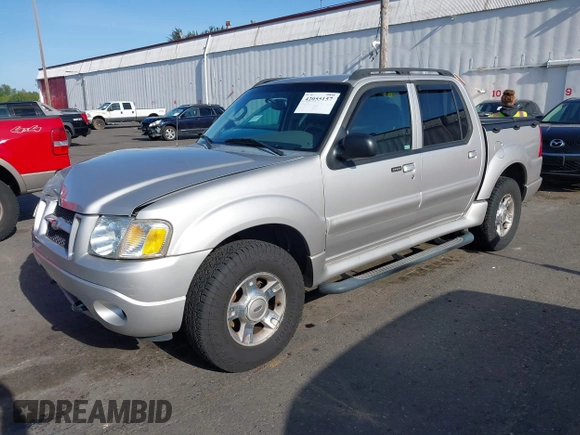 2004 Ford Explorer Sport Trac XLS z VIN 1FMDU77K74UB69268, wystawiony jako IAAI lot #42055157 z przebiegiem 127 573 mil mil oraz . Historia ofert i sprzedaży dostępna na DreamBid. Obrazek 2.