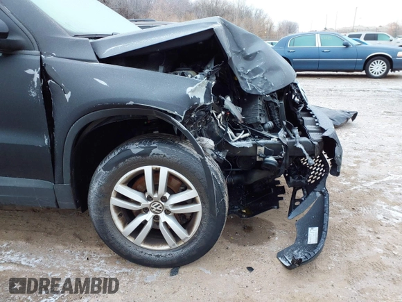 2017 Volkswagen Tiguan S with VIN WVGBV7AX8HK027148, listed as a IAAI auction lot 41215649 with 132,690 mi miles and . Bid and sale history available at DreamBid. Image 17.