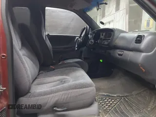 1999 Dodge Dakota SLT z VIN 1B7GL22XXXS240005, wystawiony jako IAAI lot #42269211 z przebiegiem 218 163 mil mil oraz . Historia ofert i sprzedaży dostępna na DreamBid. Obrazek 5.