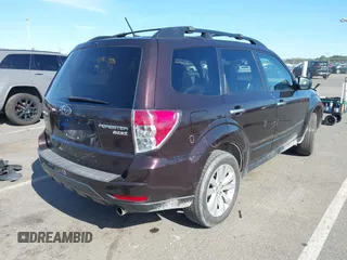 2013 Subaru Forester X Limited с VIN JF2SHAEC3DH431645, выставлен на аукционе IAAI как лот 41790458 с пробегом 136 250 миль миль и . История ставок и продаж доступна на DreamBid. Изображение 4.