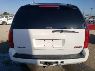 2007 GMC Yukon SLT with VIN 1GKFC13037R170429, listed as a Copart auction lot 68454074 with 0 mi miles and Salvage Title. Bid and sale history available at carsss.com. Image 6.