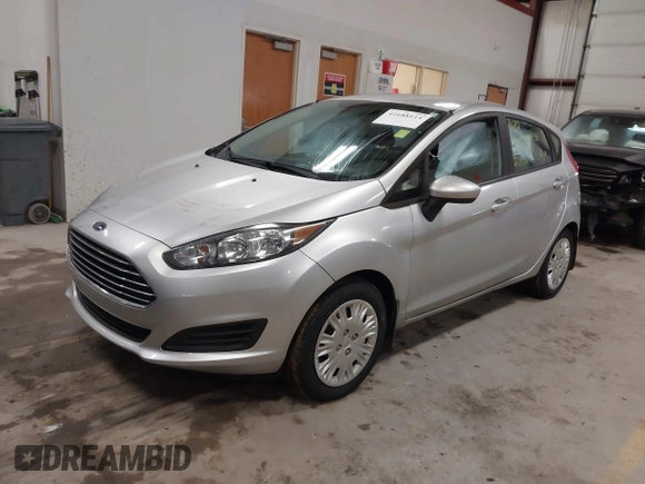 2015 Ford Fiesta S z VIN 3FADP4TJ7FM220448, wystawiony jako IAAI lot #41688114 z przebiegiem 43 779 mil mil oraz . Historia ofert i sprzedaży dostępna na DreamBid. Obrazek 17.
