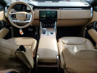 2023 Land Rover Range Rover SE z VIN SALKP9E72PA033643, wystawiony jako Copart lot #49988445 z przebiegiem 35 264 mil mil oraz Szkoda całkowita • Salvage title. Historia ofert i sprzedaży dostępna na DreamBid. Obrazek 8.
