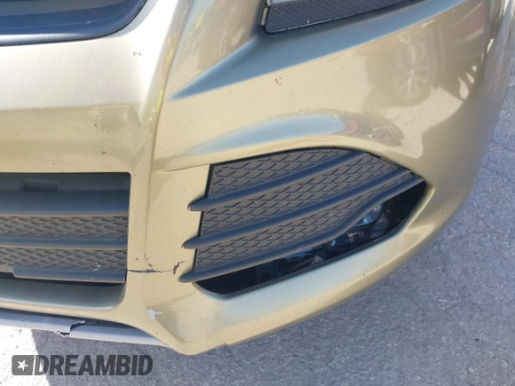 2013 Ford Escape SE с VIN 1FMCU0GXXDUA15555, выставлен на аукционе IAAI как лот 42227394 с пробегом 143 214 миль миль и . История ставок и продаж доступна на DreamBid. Изображение 12.