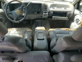 1996 Chevrolet Tahoe with VIN 1GNEK13R1TJ300586, listed as a Copart auction lot 71415554 with 212,085 mi miles and Clean Title. Bid and sale history available at carsss.com. Image 8.