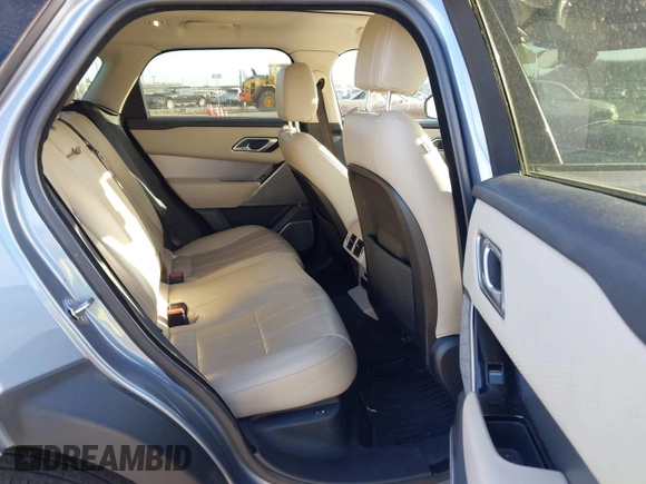 2019 Land Rover Range Rover Velar S с VIN SALYB2EX2KA234404, выставлен на аукционе IAAI как лот 42282476 с пробегом 77 210 миль миль и . История ставок и продаж доступна на DreamBid. Изображение 8.