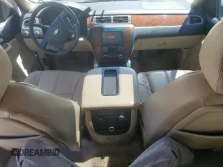2007 Chevrolet Tahoe LTZ z VIN 1GNFK13057R201668, wystawiony jako Copart lot #58030125 z przebiegiem 197 818 mil mil oraz Szkoda całkowita • Salvage title. Historia ofert i sprzedaży dostępna na DreamBid. Obrazek 8.