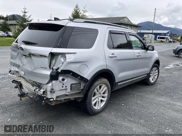 2019 Ford Explorer XLT with VIN 1FM5K8D82KGB40815, listed as a IAAI auction lot 42246073 with 15,157 mi miles and . Bid and sale history available at DreamBid. Image 4.