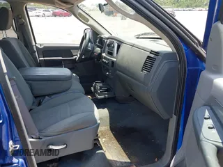2008 Dodge 1500 SLT z VIN 1D7HA18218J147130, wystawiony jako IAAI lot #42324942 z przebiegiem 157 353 mil mil oraz . Historia ofert i sprzedaży dostępna na DreamBid. Obrazek 5.
