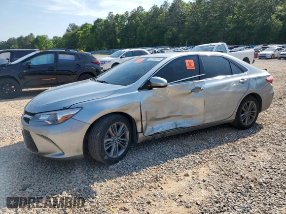 2015 Toyota Camry XLE with VIN 4T1BF1FK3FU031164, listed as a Copart auction lot 53335595 with 143,643 mi miles and Salvage Title. Bid and sale history available at DreamBid. Image 1.