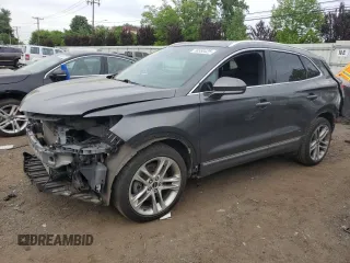 2018 Lincoln MKC Reserve with VIN 5LMCJ3D99JUL01194, listed as a Copart auction lot 58380425 with 101,842 mi miles and Salvage title. Bid and sale history available at DreamBid. Image 1.