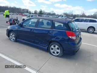 2003 Toyota Matrix Std with VIN 2T1KR32E33C079165, listed as a IAAI auction lot 39018444 with 0 mi miles. Bid and sale history available at carsss.com. Image 3.