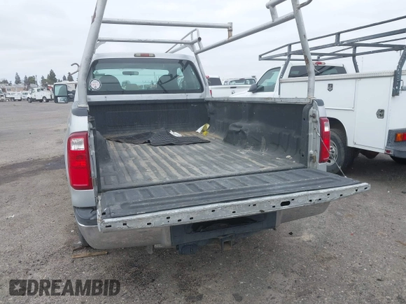2008 Ford Super Duty F-250 SRW XL with VIN 1FTSX20Y48EC46974, listed as a IAAI auction lot 41637500 with 224,489 mi miles. Bid and sale history available at carsss.com. Image 19.