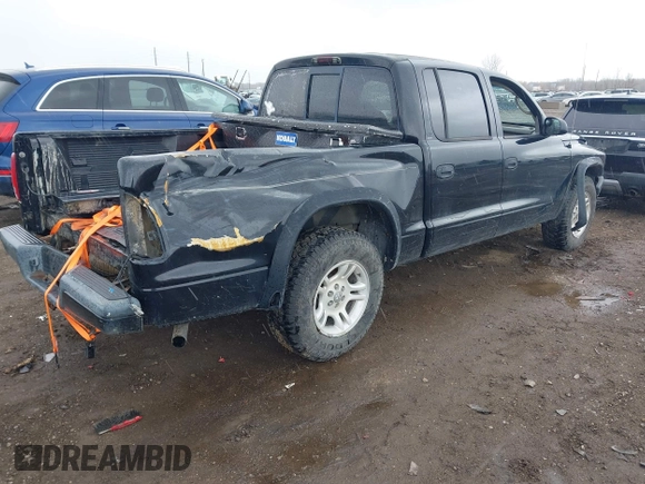 2004 Dodge Dakota Sport with VIN 1D7HL38N94S538692, listed as a IAAI auction lot 41843739 with 198,719 mi miles. Bid and sale history available at carsss.com. Image 4.
