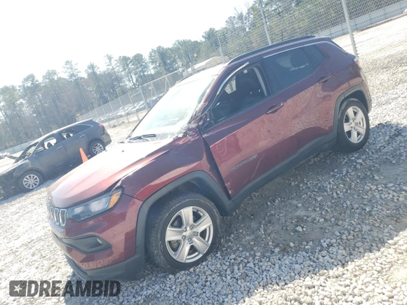 2022 Jeep Compass Latitude with VIN 3C4NJCBB2NT119391, listed as a Copart auction lot 46144465 with 82,636 mi miles and Salvage Title. Bid and sale history available at carsss.com. Image 1.