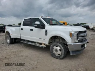 2019 Ford F-350 XL with VIN 1FT8W3DT1KEE82149, listed as a Copart auction lot 63997105 with 300,158 mi miles and Salvage title. Bid and sale history available at DreamBid. Image 4.