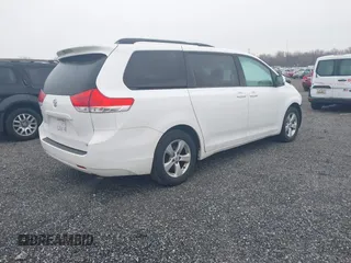 2012 Toyota Sienna LE AAS с VIN 5TDKK3DC3CS222218, выставлен на аукционе IAAI как лот 41535304 с пробегом 219 772 миль миль и . История ставок и продаж доступна на DreamBid. Изображение 4.
