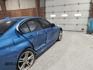 2014 BMW 3 Series 328i xDrive with VIN WBA3B5C5XEP652454, listed as a IAAI auction lot 41949889 with 176,011 mi miles. Bid and sale history available at carsss.com. Image 6.