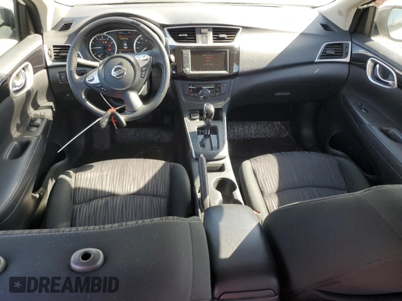 2019 Nissan Sentra SV z VIN 3N1AB7AP1KY313153, wystawiony jako Copart lot #53393725 z przebiegiem 53 203 mil mil oraz Szkoda całkowita • Salvage title. Historia ofert i sprzedaży dostępna na DreamBid. Obrazek 8.