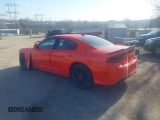 2019 Dodge Charger Scat Pack with VIN 2C3CDXGJ5KH558728, listed as a IAAI auction lot 41835500 with 31,376 mi miles and . Bid and sale history available at DreamBid. Image 3.