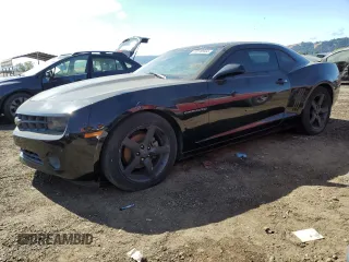 2011 Chevrolet Camaro 1LS z VIN 2G1FE1ED0B9165142, wystawiony jako Copart lot #73278944 z przebiegiem 154 566 mil mil oraz Szkoda całkowita • Salvage title. Historia ofert i sprzedaży dostępna na DreamBid. Obrazek 1.