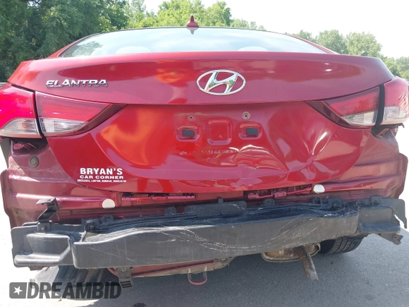 2016 Hyundai Elantra SE with VIN 5NPDH4AE9GH711804, listed as a IAAI auction lot 42451824 with 124,650 mi miles and . Bid and sale history available at DreamBid. Image 6.