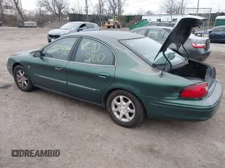 2000 Mercury Sable LS Premium with VIN 1MEFM55S6YA632821, listed as a IAAI auction lot 41927587 with 172,600 mi miles. Bid and sale history available at carsss.com. Image 3.