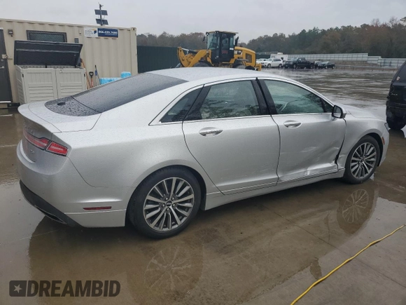 2019 Lincoln MKZ Standard with VIN 3LN6L5A91KR619118, listed as a Copart auction lot 82528044 with 10,541 mi miles and Salvage Title. Bid and sale history available at carsss.com. Image 3.