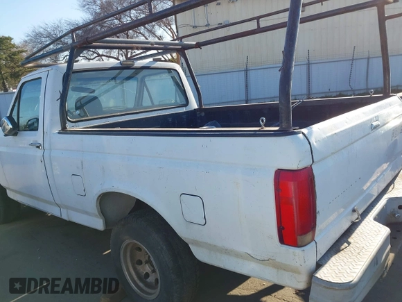 1993 Ford F-150 with VIN 1FTDF15Y9PLA24150, listed as a IAAI auction lot 41319663 with 1 mi miles. Bid and sale history available at carsss.com. Image 13.