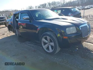 2006 Chrysler 300 with VIN 2C3LA43R96H121503, listed as a IAAI auction lot 41508552 with 296,393 mi miles. Bid and sale history available at carsss.com. Image 1.