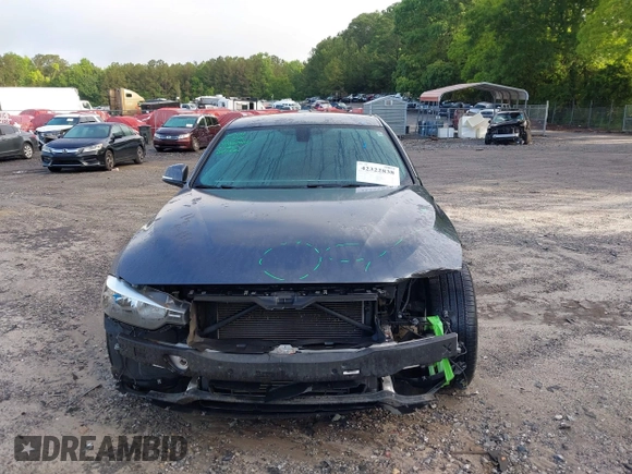 2015 BMW 3 Series 320i with VIN WBA3B1C55FK137532, listed as a IAAI auction lot 42322838 with 79,613 mi miles and . Bid and sale history available at DreamBid. Image 13.