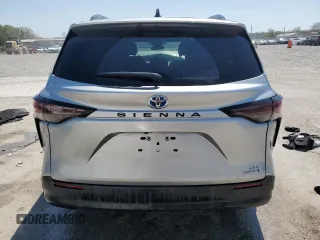 2024 Toyota Sienna XLE z VIN 5TDYRKEC5RS212975, wystawiony jako Copart lot #50904095 z przebiegiem Nie podano mil oraz Szkoda całkowita • Salvage title. Historia ofert i sprzedaży dostępna na DreamBid. Obrazek 6.
