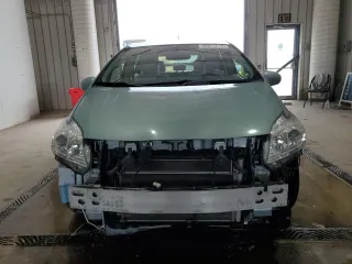 2014 Toyota Prius Four z VIN JTDKN3DU0E1826437, wystawiony jako Copart lot #58311215 z przebiegiem 142 969 mil mil oraz Szkoda całkowita • Salvage title. Historia ofert i sprzedaży dostępna na DreamBid. Obrazek 5.