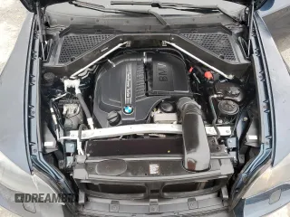 2014 BMW X6 xDrive35i with VIN 5UXFG2C57E0C43953, listed as a Copart auction lot 44595885 with 121,208 mi miles and Clean Title. Bid and sale history available at carsss.com. Image 12.