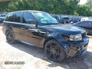 2009 Land Rover Range Rover Sport SC z VIN SALSH23479A197907, wystawiony jako IAAI lot #42377471 z przebiegiem 177 360 mil mil oraz . Historia ofert i sprzedaży dostępna na DreamBid. Obrazek 1.
