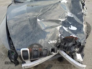 2015 Jeep Cherokee Latitude z VIN 1C4PJMCB0FW744977, wystawiony jako Copart lot #50927835 z przebiegiem 153 430 mil mil oraz Nie do naprawy • Non repairable. Historia ofert i sprzedaży dostępna na DreamBid. Obrazek 12.