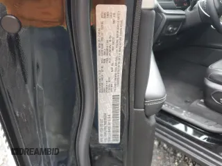 2022 Jeep Grand Cherokee Limited z VIN 1C4RJHBG7N8599324, wystawiony jako Copart lot #61001165 z przebiegiem 32 331 mil mil oraz Szkoda całkowita • Salvage title. Historia ofert i sprzedaży dostępna na DreamBid. Obrazek 13.