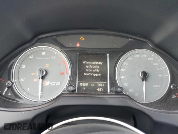 2014 Audi SQ5 Premium Plus z VIN WA1CGAFP3EA090873, wystawiony jako Copart lot #52160785 z przebiegiem 159 664 mil mil oraz Szkoda całkowita • Salvage title. Historia ofert i sprzedaży dostępna na DreamBid. Obrazek 9.