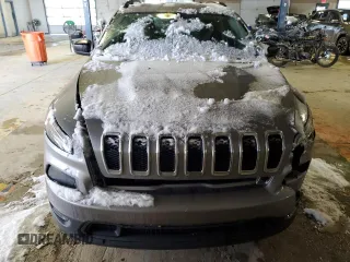 2017 Jeep Cherokee Sport with VIN 1C4PJMAB7HW658278, listed as a Copart auction lot 46120015 with 119,928 mi miles and Clean Title. Bid and sale history available at carsss.com. Image 5.